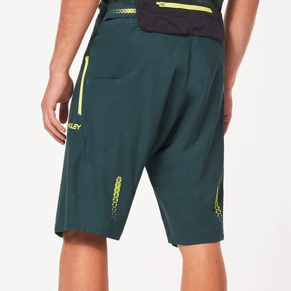 Pantaloni Corti Oakley Reduct Berm Verde Scuro - immagine 4